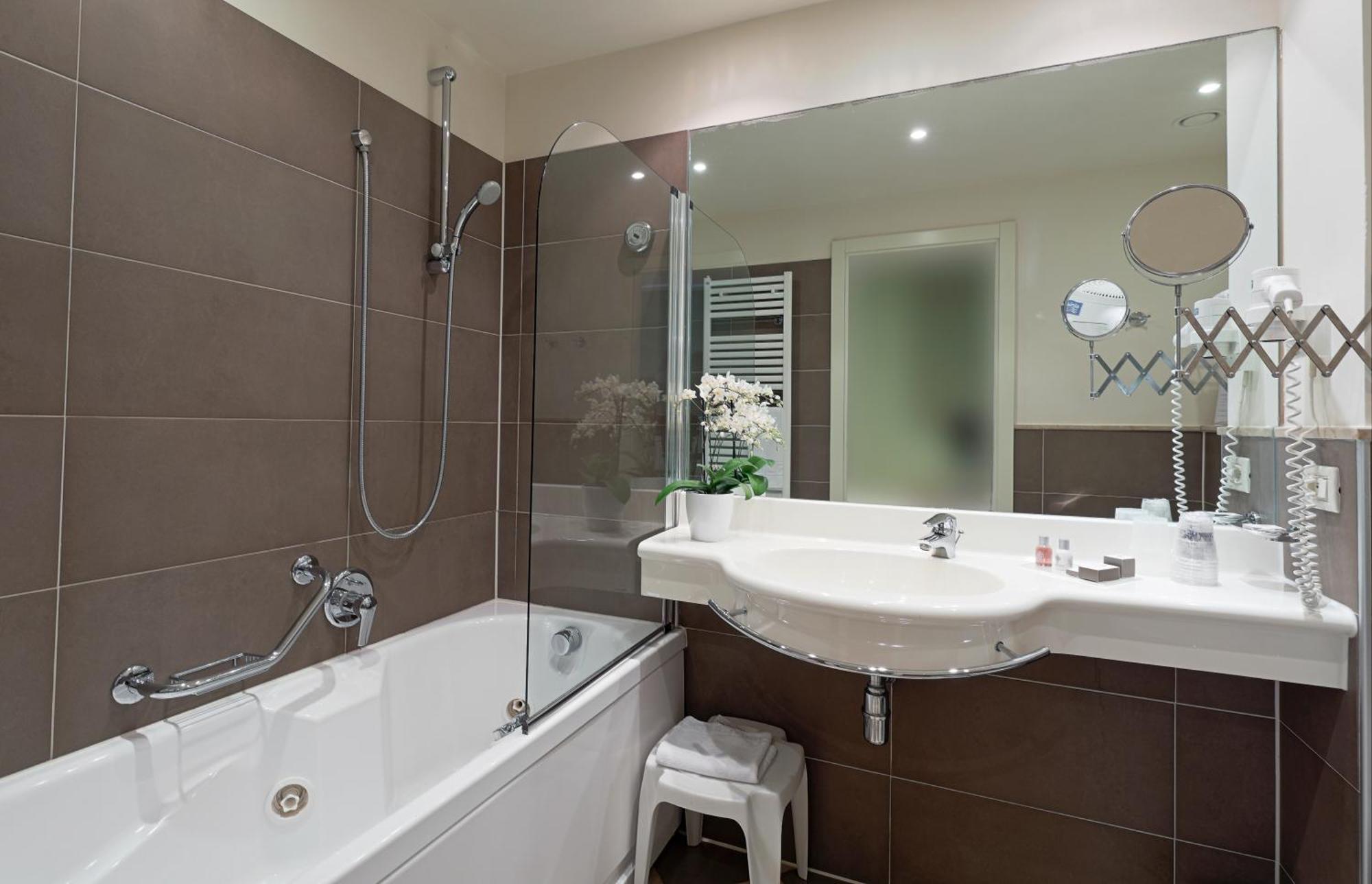 Chambre Double ou Lits Jumeaux Deluxe avec Balcon
